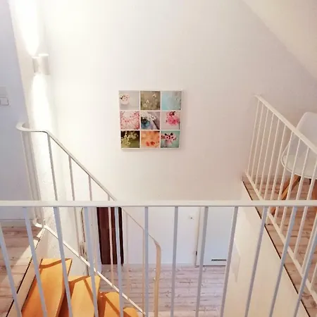 Guglhupf Wohlfuehl-maisonette Mit Boxspring, Disney, Netflix Apartment