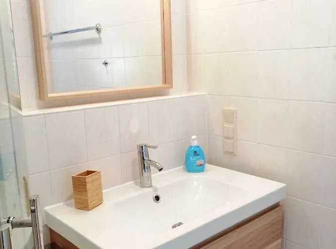 Guglhupf Wohlfuehl-maisonette Mit Boxspring, Netflix, Fahrstuhl 公寓 布劳恩拉格